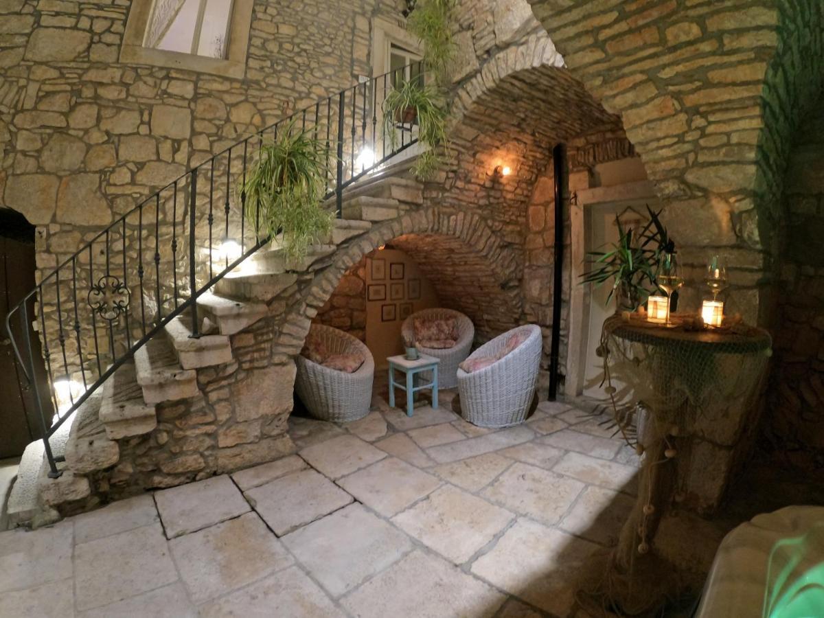 فيلا Stone House Hedonia Blato  المظهر الخارجي الصورة