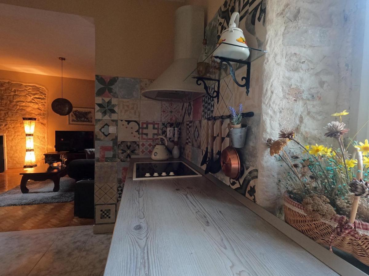 فيلا Stone House Hedonia Blato  المظهر الخارجي الصورة