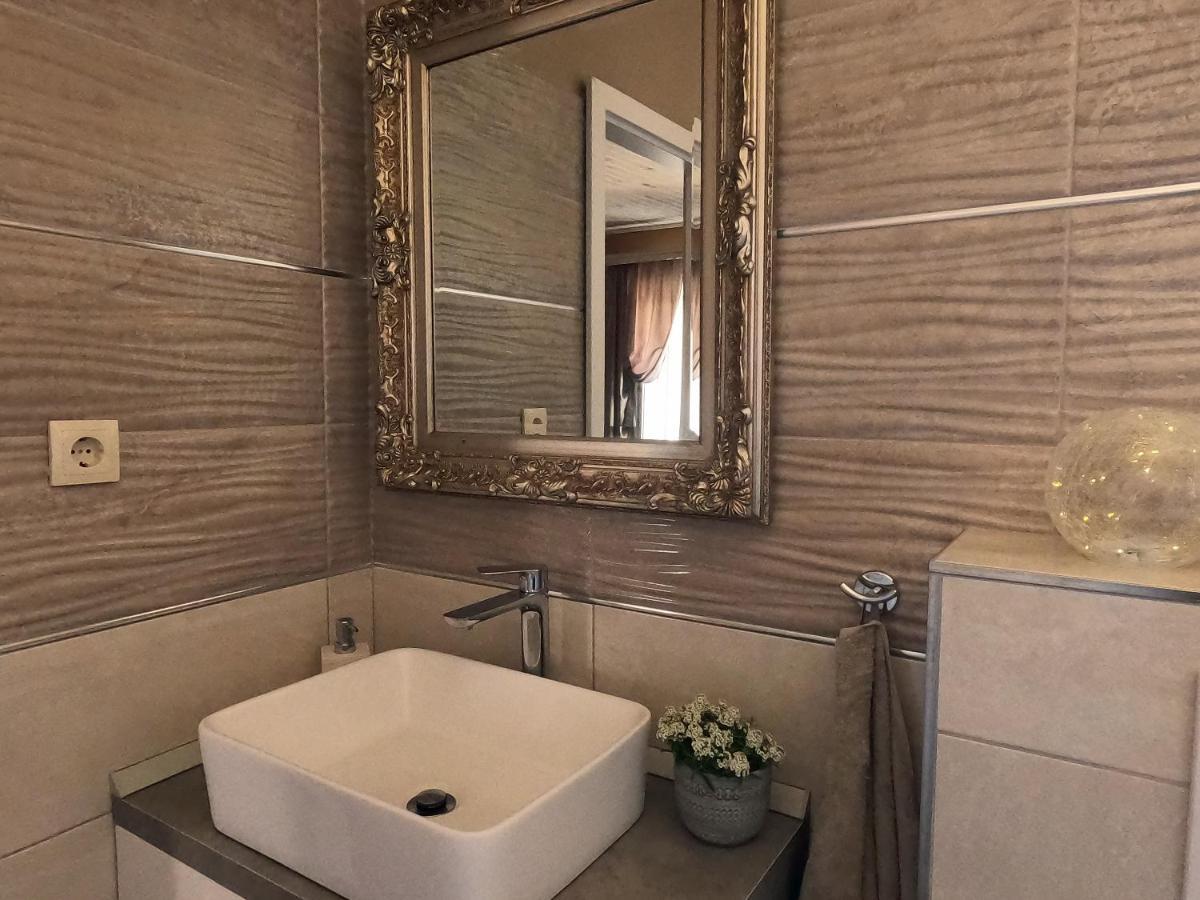 فيلا Stone House Hedonia Blato  المظهر الخارجي الصورة